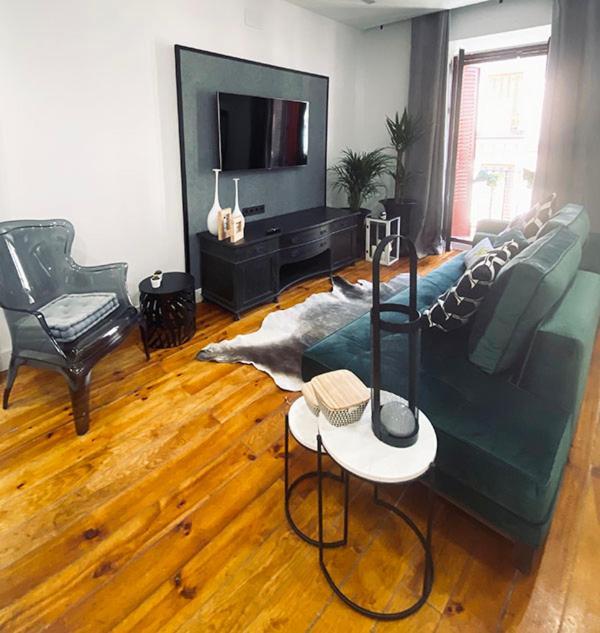 Apartamento De Diseno En Malasana Junto A Gran Via Мадрид Екстериор снимка